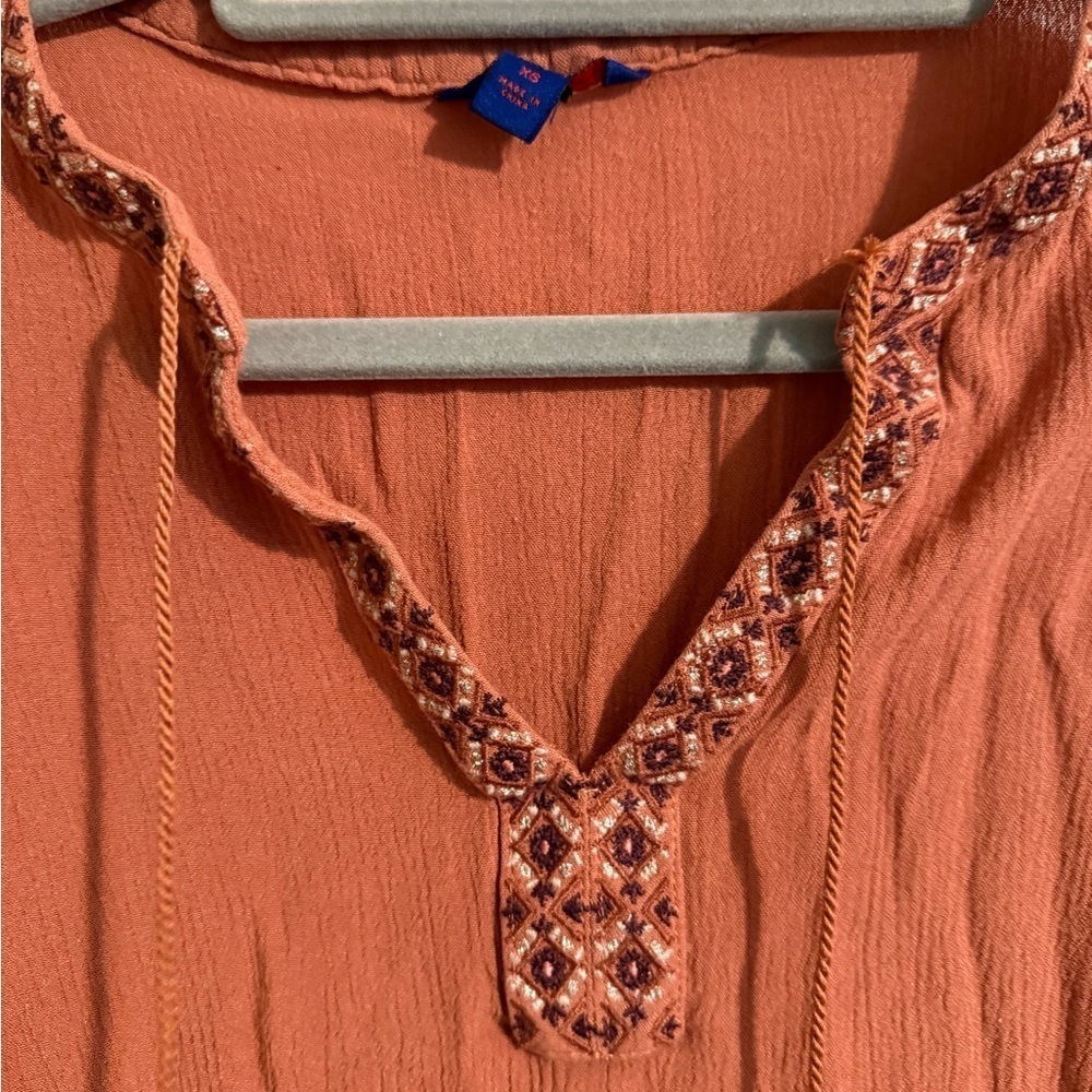 Aeropostale Terracotta Boho, Flared Sleeves, Tassel Tie Blouse Sz XS - Picture 4 of 9